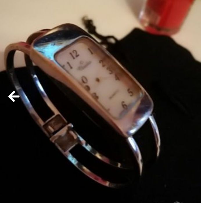 Дамски сребърен часовник