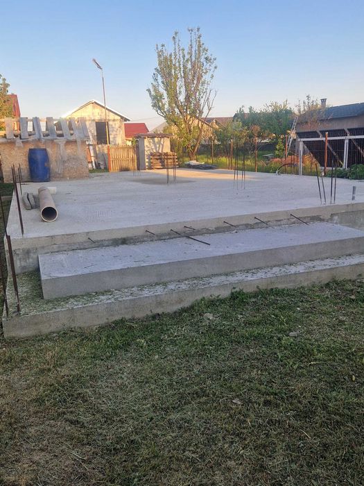 Temelie in zona Călinești