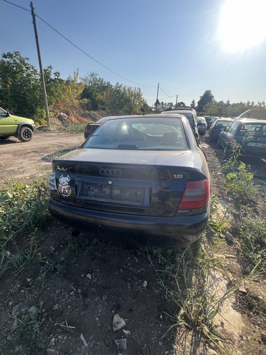 Audi A4 B5 1.6 НА ЧАСТИ