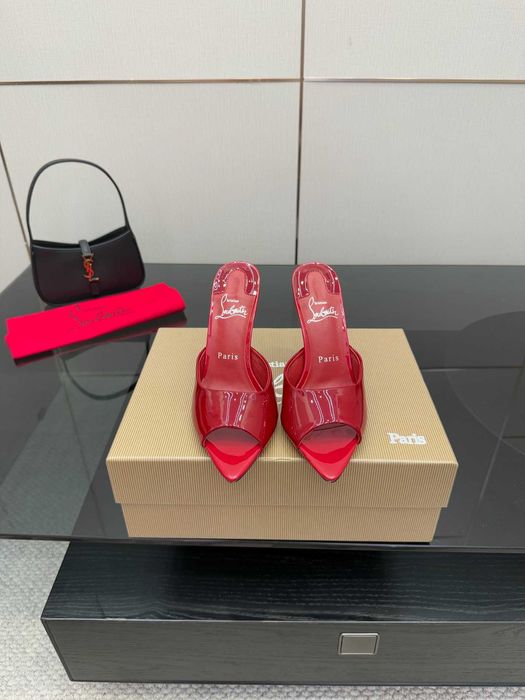 Louboutin Дамски Обувки 35-40 номер