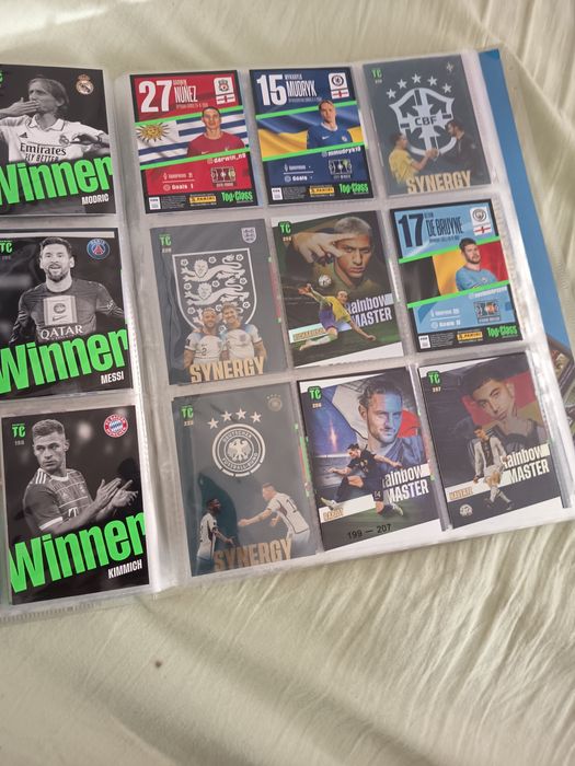 Manual cu fotbalisti si câti va din alte colecti