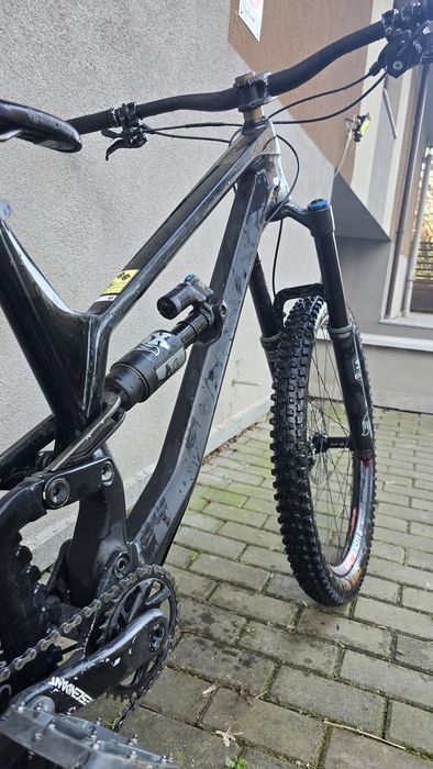 Bicicleta mtb Canyon torque cf 8 enduro negociabial  (nu vreau schimb)