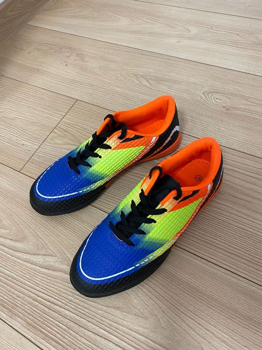 Adidași fotbal sintetic nr 41