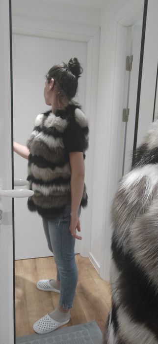 Елек от истинска кожа