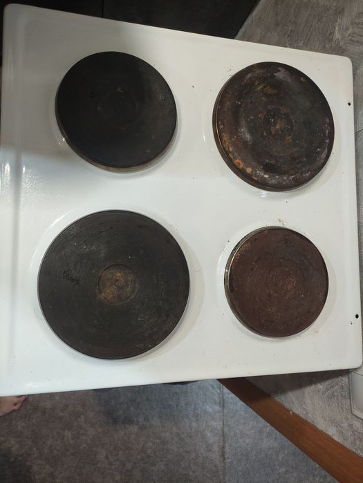 Продам электроплиту