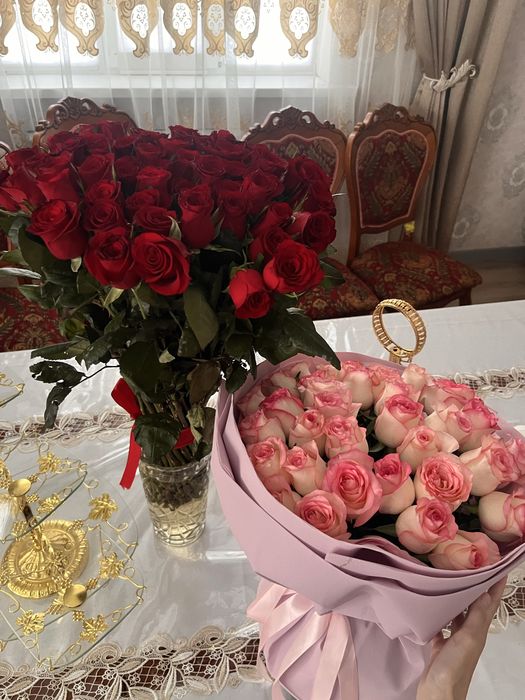 Букеты свежие розы