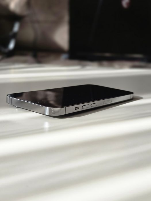 IPhone 13 Pro 128gb (с гаранция)