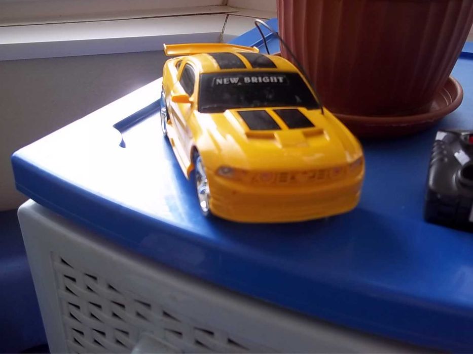 masini teleghidate AUDI Q5 + Mustang