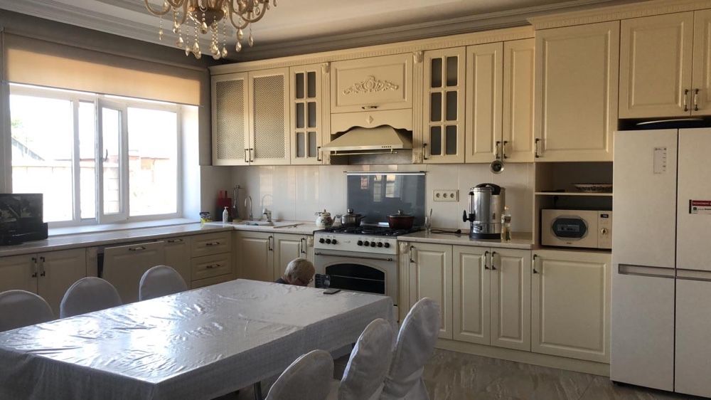 Коттедж с мебелью