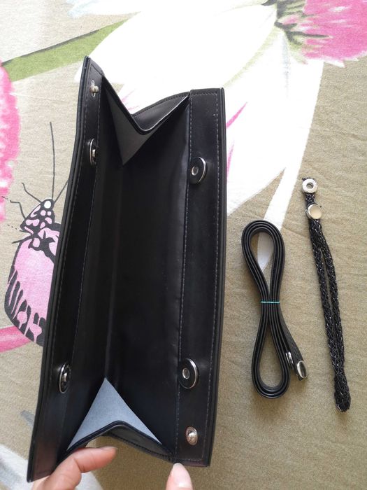 Дамска чанта тип Портмоне - естествена кожа