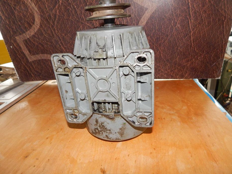 Асинхронен двигател 0.75 кв.