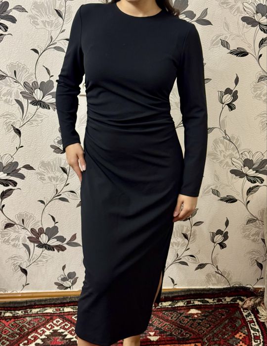 Продается Платье Zara