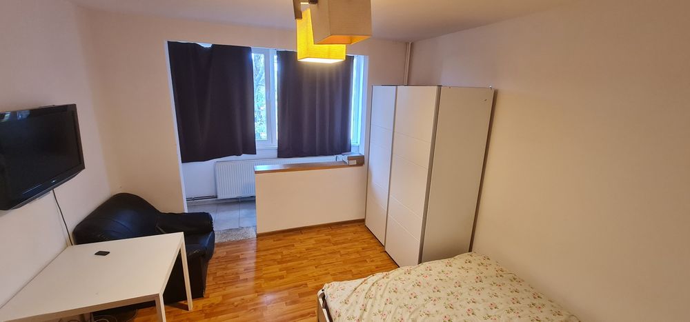 Închiriez cameră / apartament –  Titan sector 3