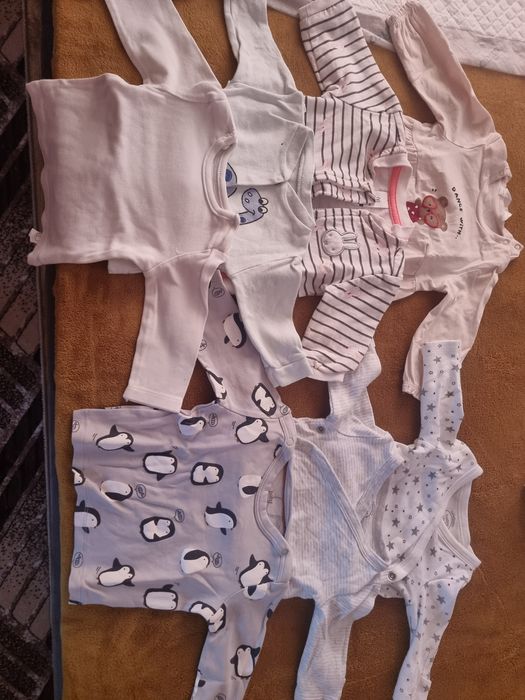 Haine bebe marimea 52-62, biberoane