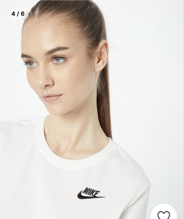 бяла тениска nike