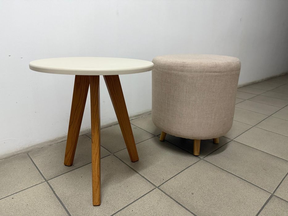 Столик и пуфик в наличии