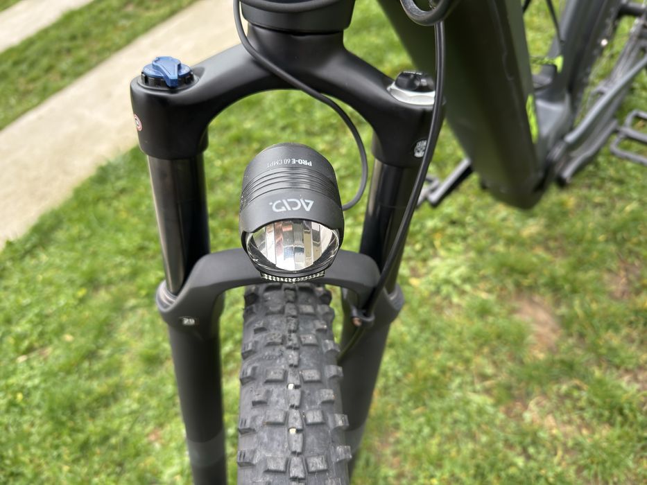 Bicicleta electrica CUBE Reaction