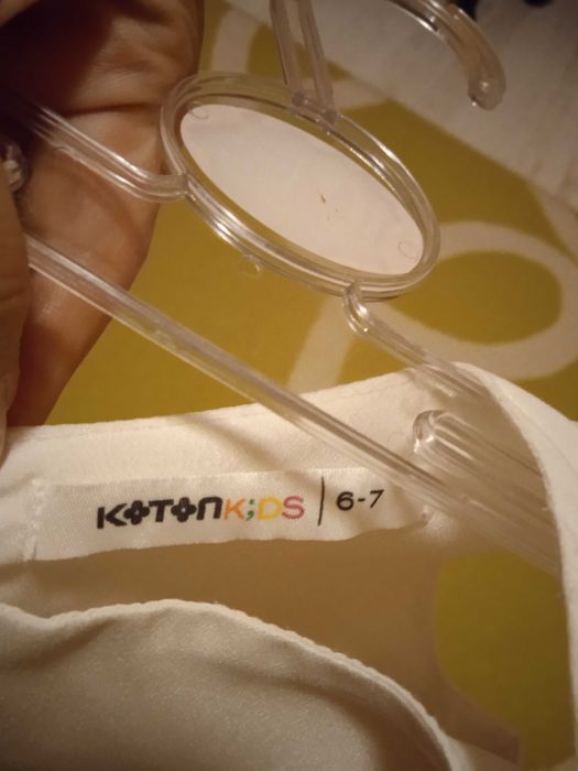 Детска рокля за момиче на 6-7 год