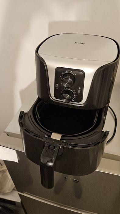 Vand friteuza cu aer cald BEKO