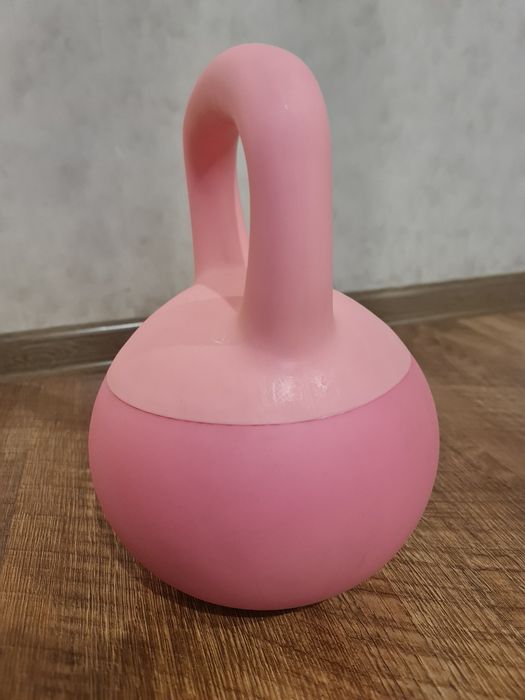 Продам гирю 10 кг