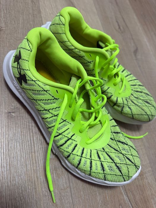 Adidasi Under Armour 42,5