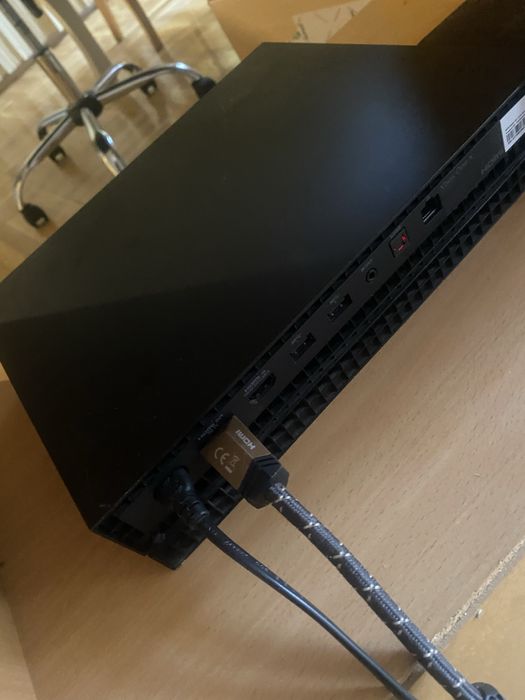 XBOX One X + Elite Series 2 Controller