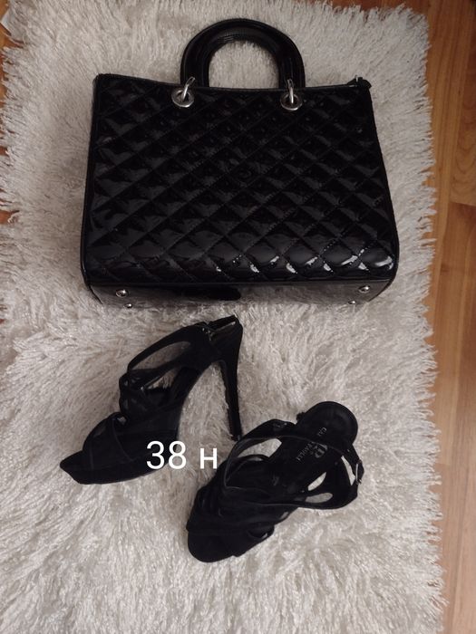 Дамски чанти през рамо