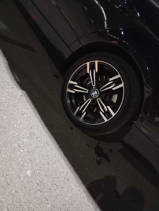 BMW 320 Mașina personală