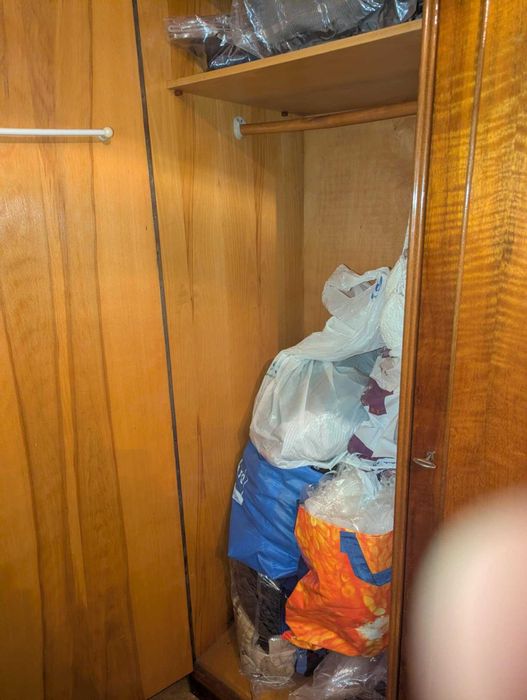 Dulap vechi  lemn furnir masiv anii 1940 1950 piesa rara