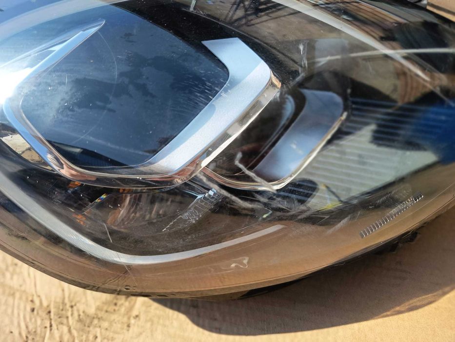 far dreapta led ford puma2