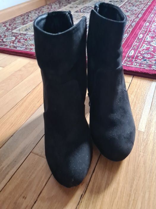 Botine imitatie piele intoarsa