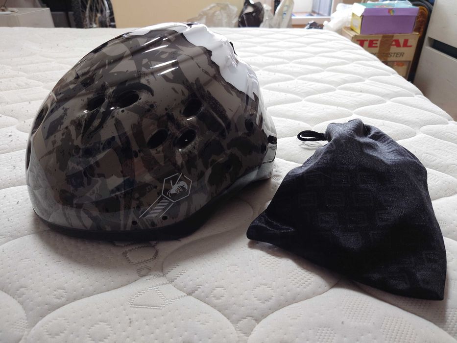 Ски каска Rossignol и очила Scott