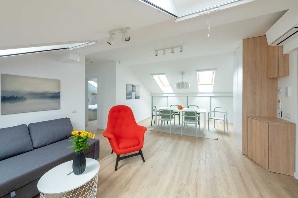 Proprietar inchiriez apartament cu 3 camere