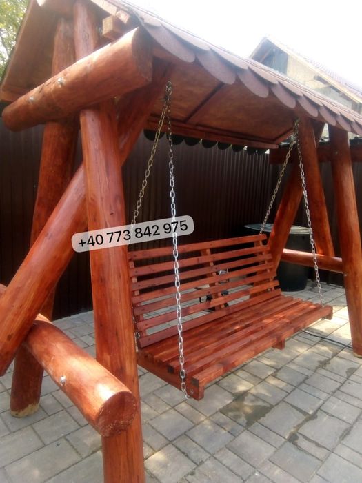 Balansoar rustic de grădină