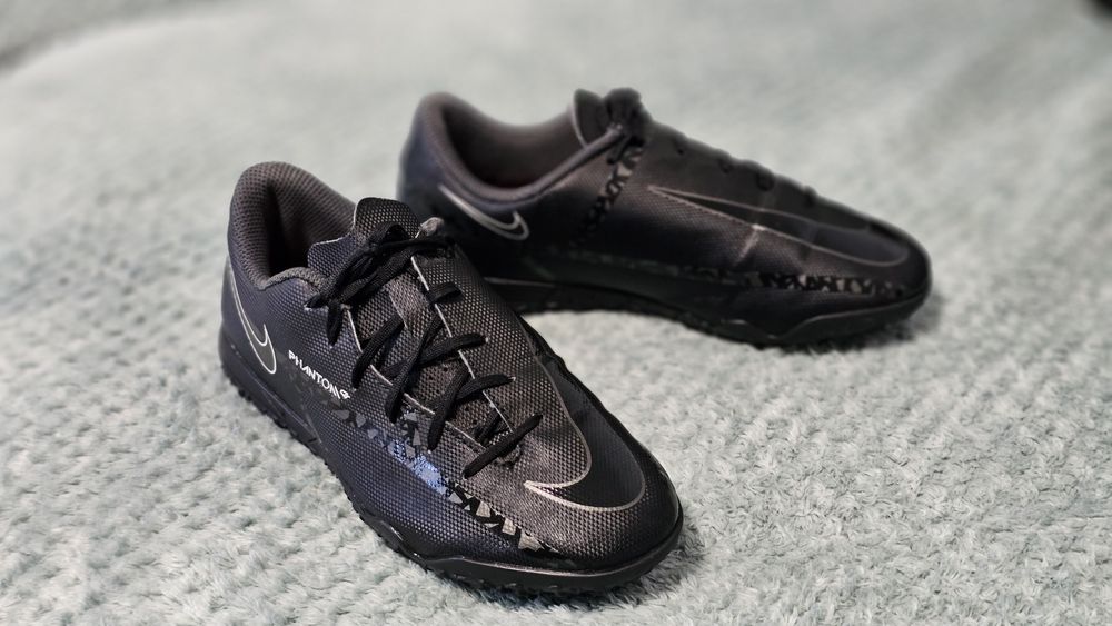 Ghete De Fotbal Pentru Copii Phantom Gt2