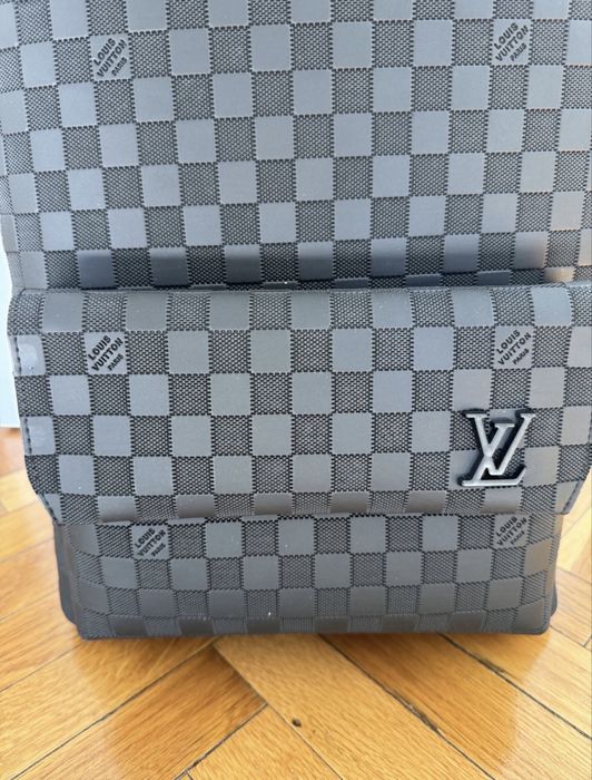 Ghiozdan louis vuitton