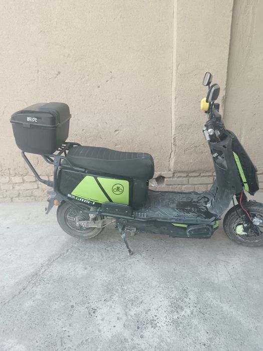 Скутер электрический