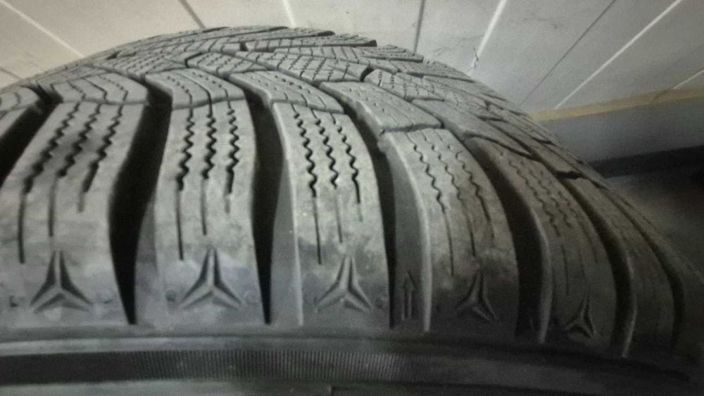 Jante originale vw cu cauciucuri noi Kumho/schimb