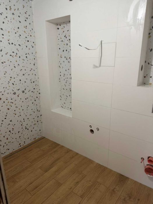 Лепене на плочки – Бързо, чисто и качествено