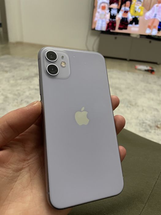 Продаю Айфон 11 iphone 11 телефон