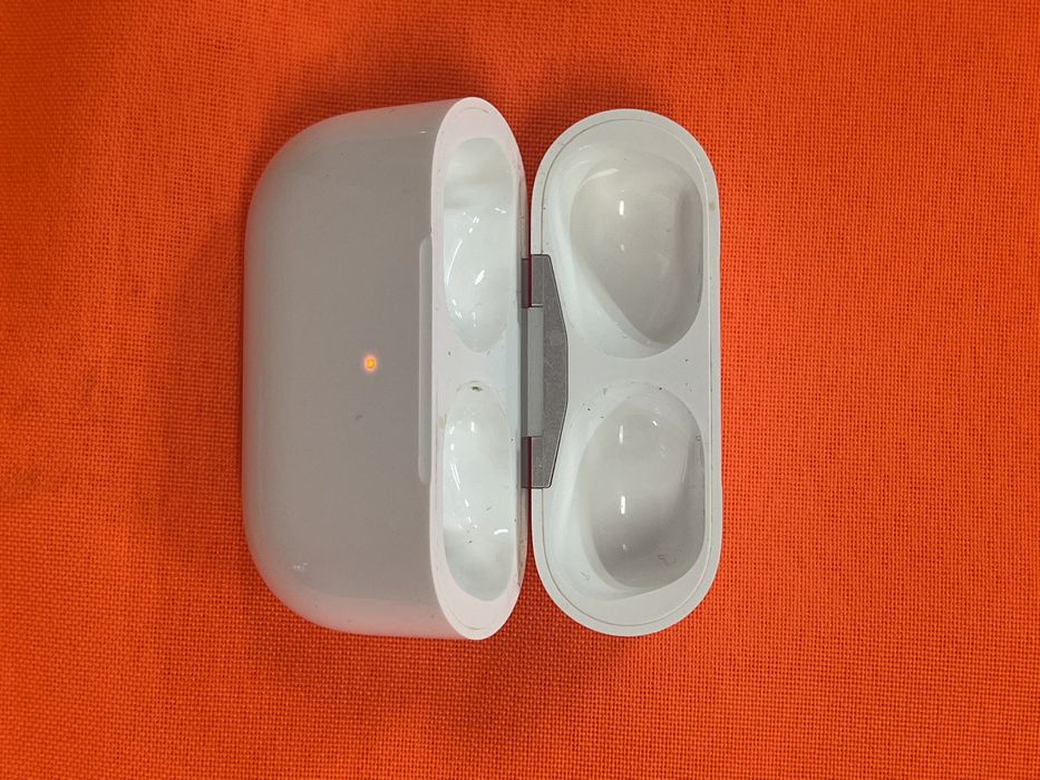 Кейс AirPods Pro оригинал