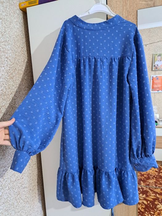 Женское платье в синем цвете