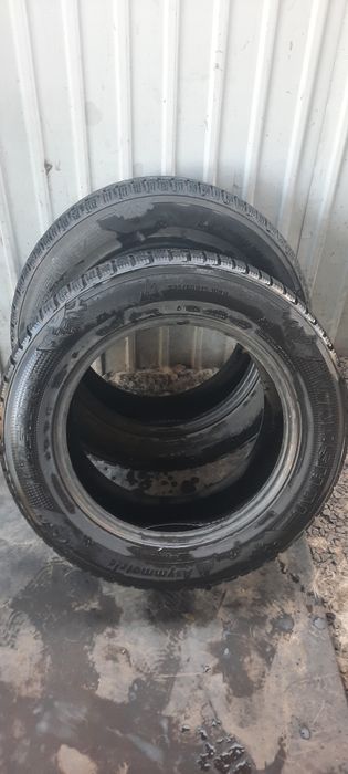 Два баллона на 235/60/17