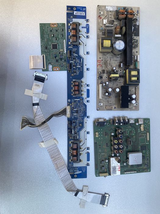 Телевизор на запчасти SONY BRAVIA