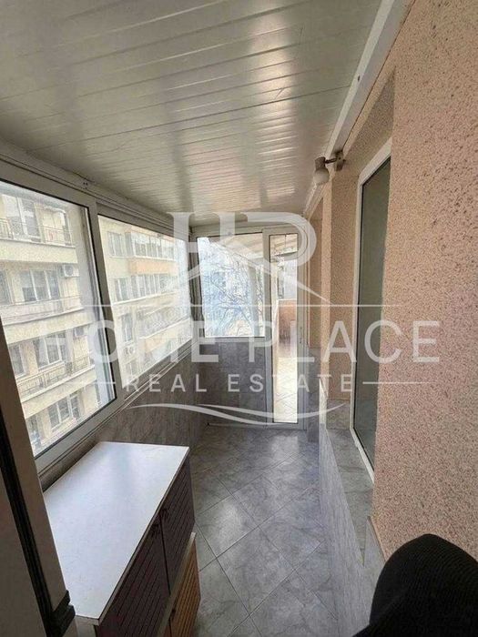 Тристаен тухлен апартамент, Завод Дружба