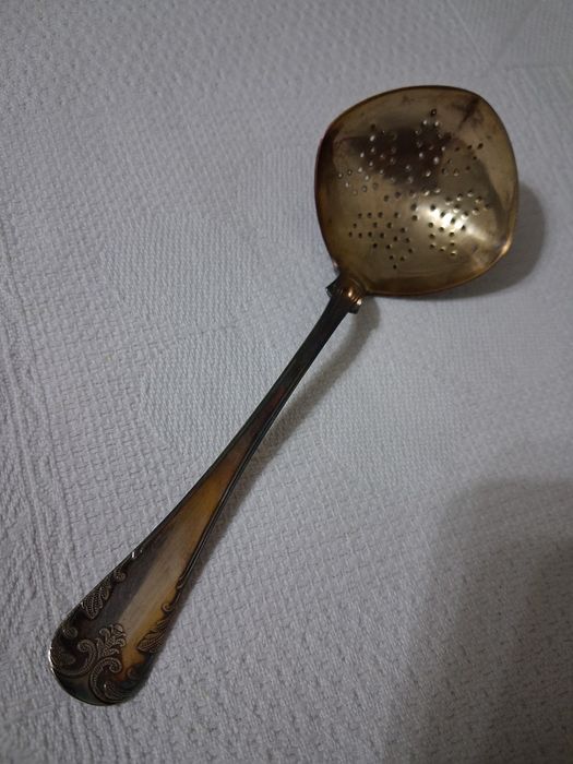 Мельхиор с позолотой