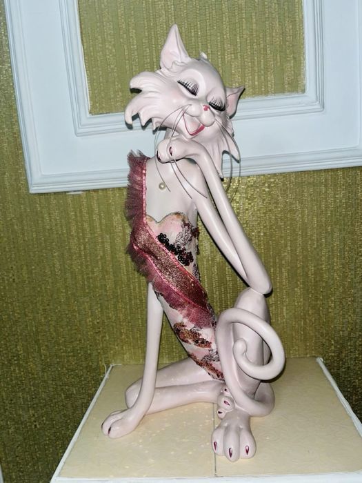 Кошечка для интерьера