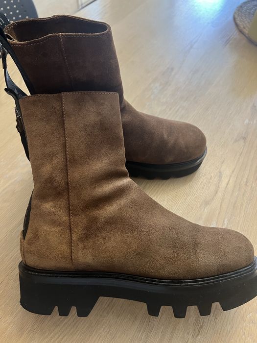 Furla топли боти