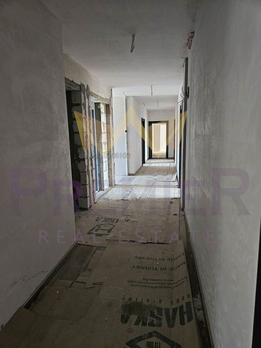 Продава се Тристаен апартамент в Бургас, Меден рудник - зона В - 97 кв.м за 681 €/кв.м - Снимка #8