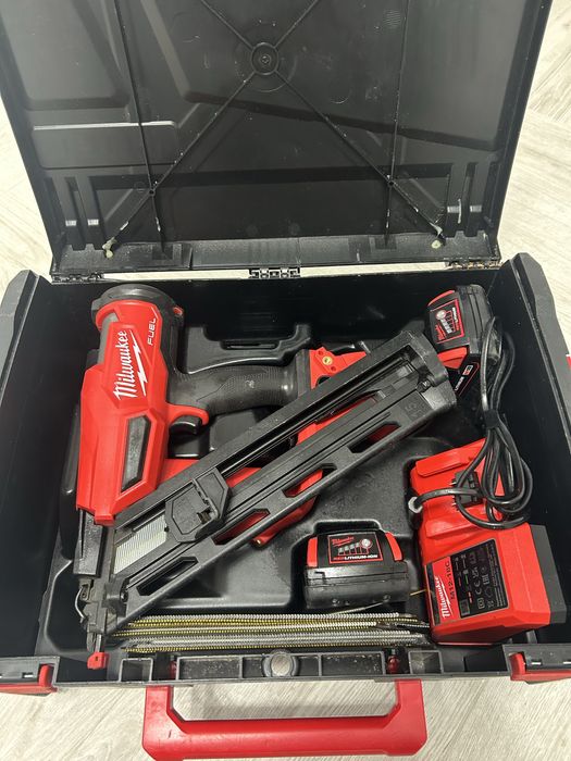 Milwaukee M18 FN15GA pistol de cuie finisaj